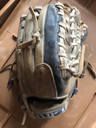 Used Right Hand Throw Outfield Baseball Glove 12.75"