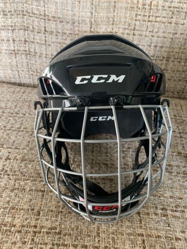 Used Large CCM FM50 Helmet