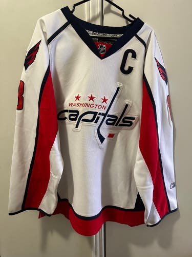 Alexander Ovechkin Capitals jersey