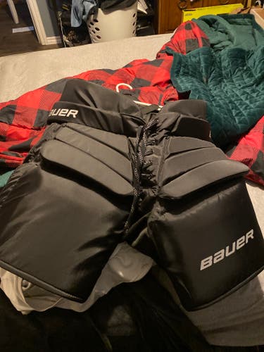 Senior New Medium Bauer GSX Hockey Goalie Pants