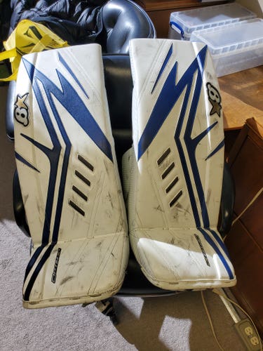 Used 31" Brian's Optik X2 Goalie Leg Pads White with Blue