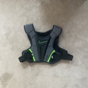 Nike Vapor Shoulder Pads Medium