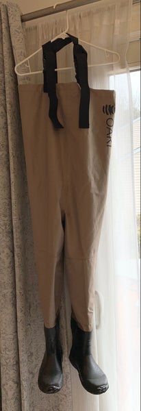 Fishing waders- Unisex Used Youth Waders