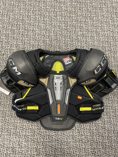 CCM ASV Tacks Senior Large Shoulder Pads