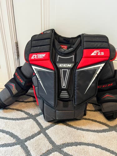 Used Large/Extra Large CCM Extreme Flex Shield E2.5 Goalie Chest Protector