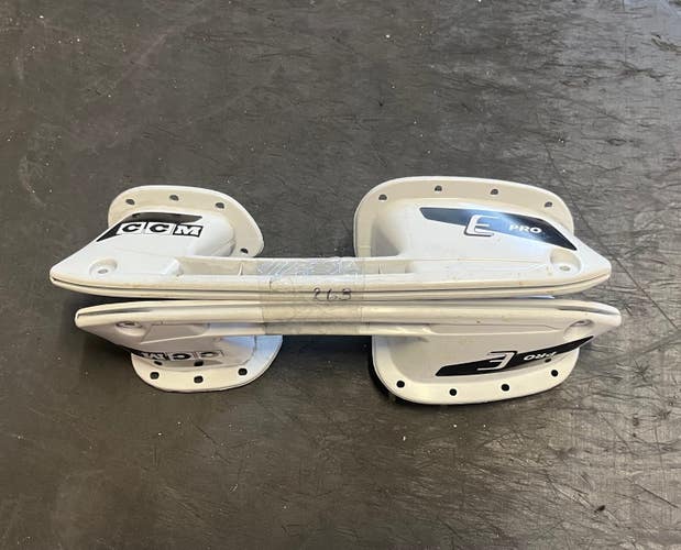 CCM E Pro 263 mm Skate Holder (Pair)