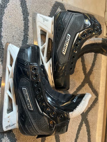 Used Bauer Regular Width  Size 3 Supreme S27 Hockey Goalie Skates