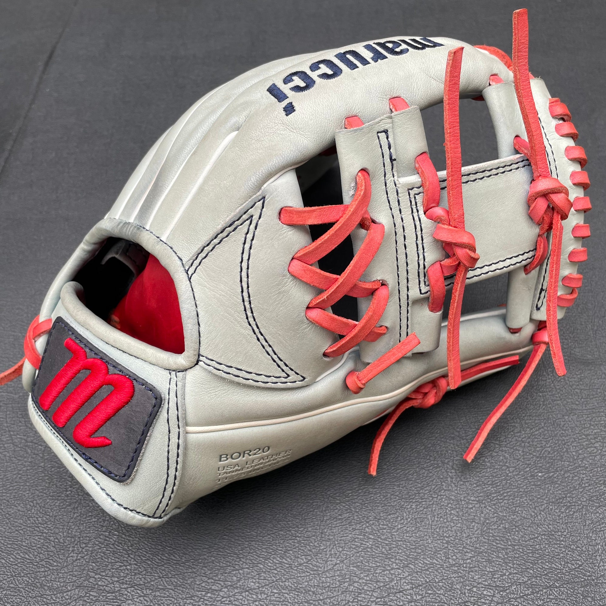 What Pros Wear: Josh Donaldson's Marucci Capitol Series 54A2 Glove