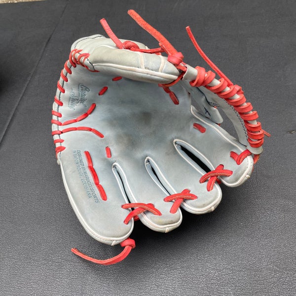 Marucci - Create a custom glove that wows Josh Donaldson