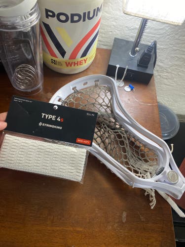 SLIGHTLY USED KINETIK W STRINKING 4.0 Pack