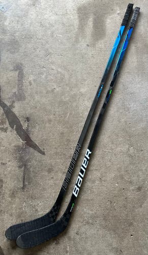 Used Senior Bauer Right Handed Nexus Geo Hockey Stick P28 - 2 Pack