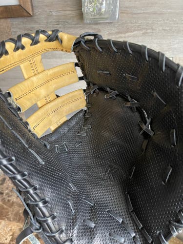 Wilson a2k 1st base glove