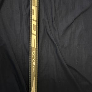 True comp 4.5 u constrictor grip flex 9 lacrosse shaft