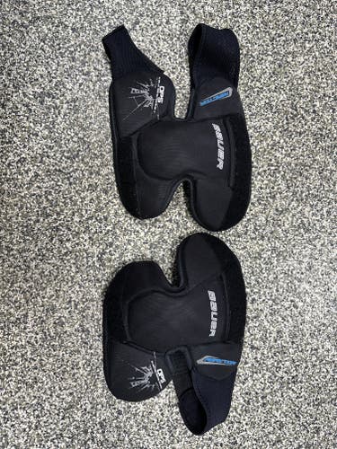 Used Bauer Reactor Youth Goalie knee guards