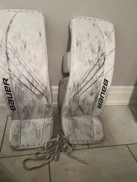 33" Bauer Vapor 3X Goalie Leg Pads
