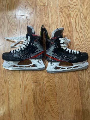 Intermediate Bauer Size 7.5 Vapor X2.9 Hockey Skates