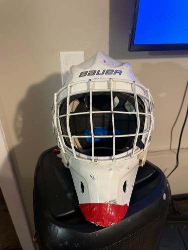 Senior Bauer  Goalie Mask