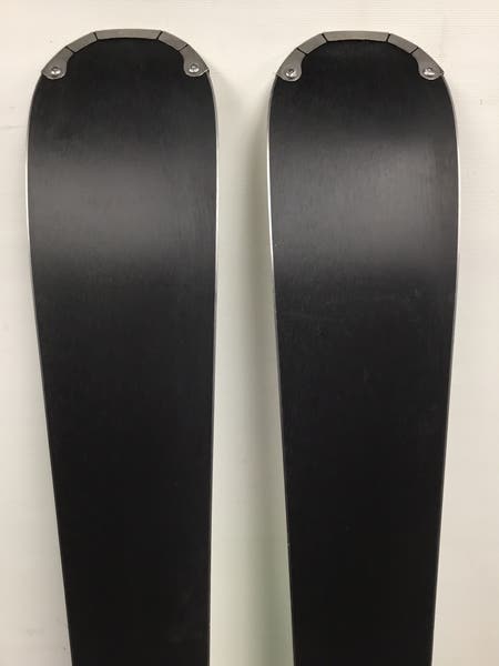 Salomon X-Drive 8.0 スキー 140 ストック付き Salomon X-Drive 8.0 All Mountain Skis + XT10 Bindings | SkatePro