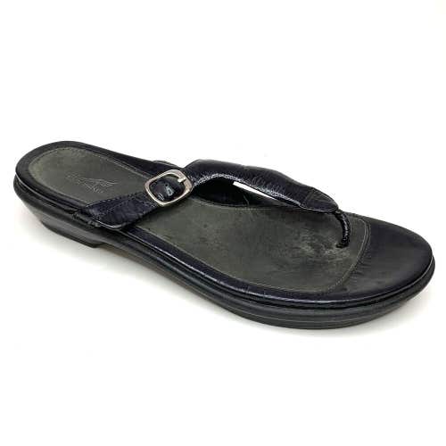 Dansko Women's 38 / 7.5 Black Patent Leather Thong Flip-Flop Style Sandal Shoe