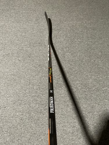 Senior Right Handed P88 Pro Stock Vapor FlyLite Hockey Stick