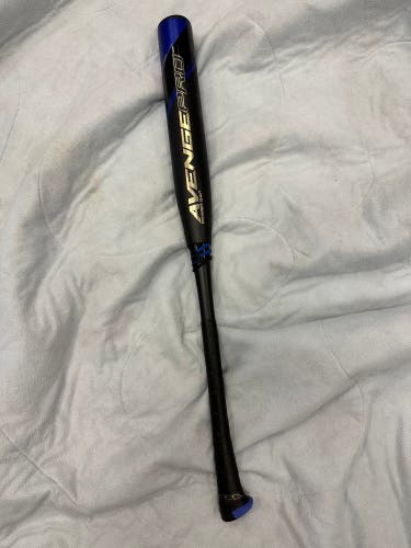 Axe Avenge Pro power gap fast pitch Bat 30” 19oz