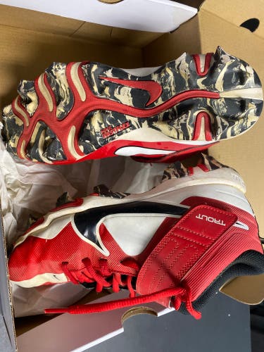Nike force trout 7 keystone BG size 6 baseball cleats