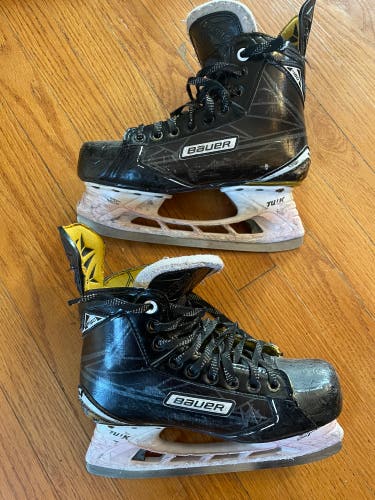 Used Bauer Regular Width Size 5.5 Supreme 180 Hockey Skates