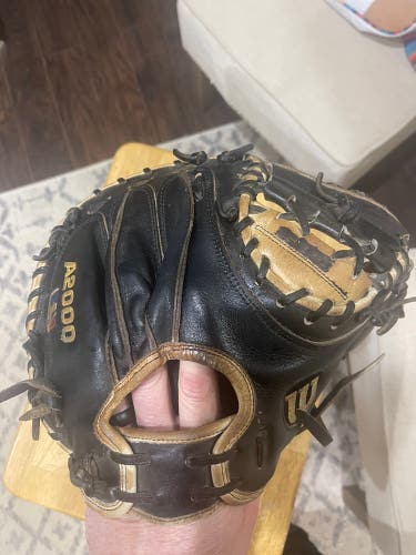 Right Hand Throw 32.5" A2000 Baseball Glove