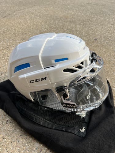 Used Youth CCM FL3DS Helmet White With colors