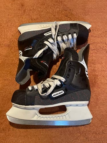Bauer Size 6 Impact 300 Hockey Skates