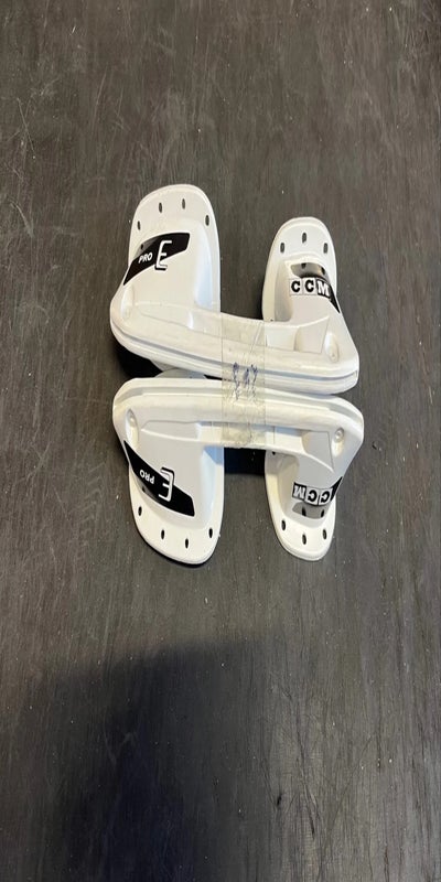 CCM/Reebok E Pro Skate Holder (Multiple Sizes) (H660L/R) SidelineSwap