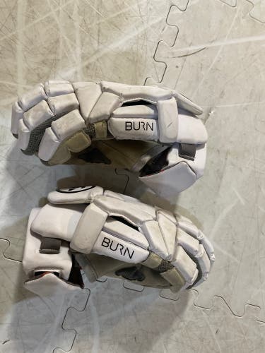 Used Player's Warrior 9" Burn Lacrosse Gloves