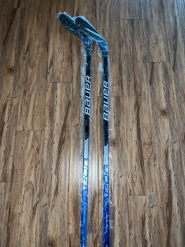 Senior Left Hand P28 Vapor Hyperlite Hockey Stick