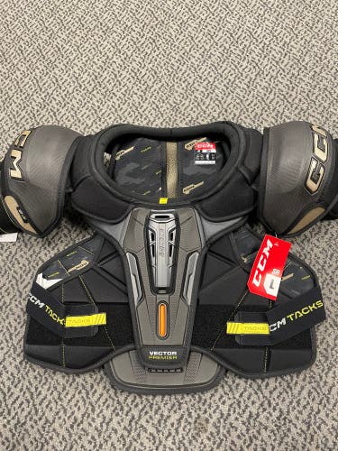 CCM Vector Premier Senior Large shoulder pads