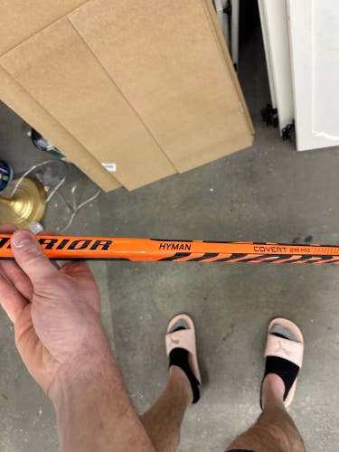 Senior Right Handed W28 Pro Stock Covert QR5 Pro Hockey Stick