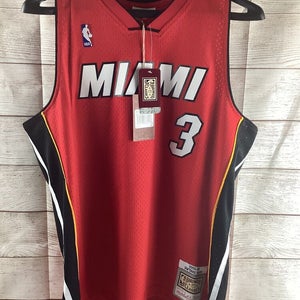 Mitchell & Ness NBA Miami Heat 2005 Dwayne Wade Jersey Men’s Size Large MSRP 130