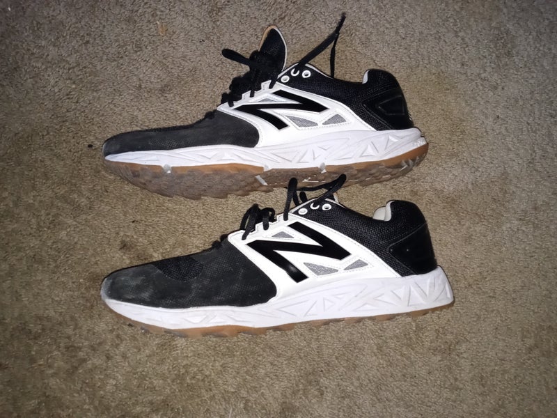 New Balance Baseball Shoes Size 14 (Women's 15)