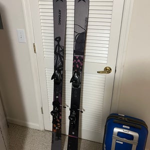Used Unisex 2022 Atomic 165 cm Park Punx Skis With Atomic Colt 12 Binding