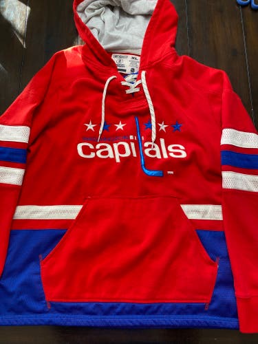 CCM retro style capitals hoodie XL