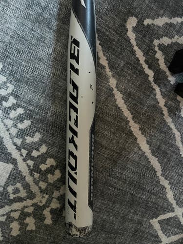 Used 2018 Mizuno Composite Blackout Bat 27 oz 34"