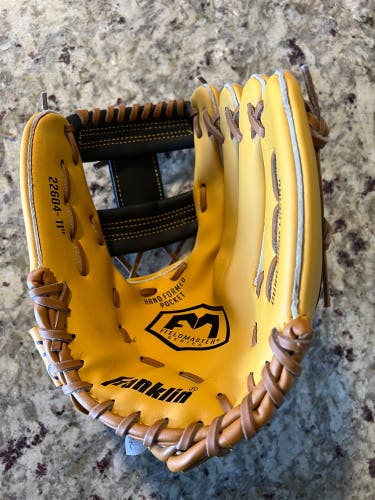 Right Hand Throw 11" Fieldmaster Baseball Glove