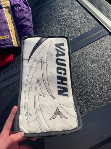 Right Handed Velocity V5 Blocker