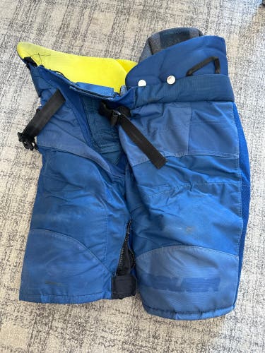 Junior Large Bauer  Supreme 2s Pro Hockey Pants