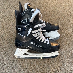 Used Bauer Regular Width Pro Stock Size 8.5 Supreme UltraSonic Hockey Skates