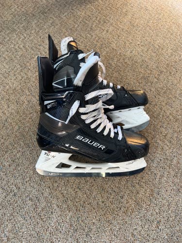Used Bauer Regular Width Pro Stock Size 8.5 Supreme UltraSonic Hockey Skates