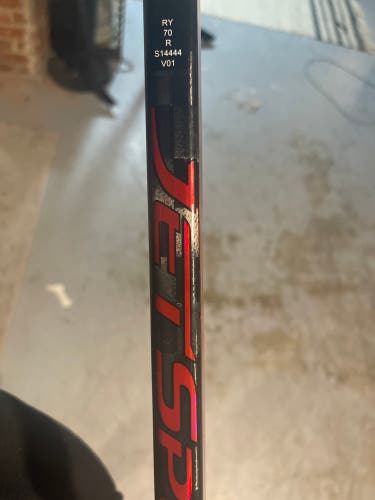 BRAND NEW CCM JETSPEED FT4 PRO 70 FLEX RH P92 / P29
