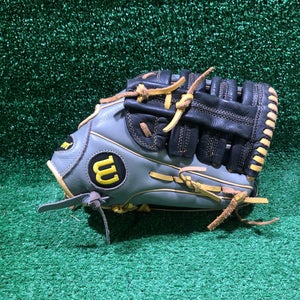 Wilson A05RB21125 12.5" Baseball Glove (RHT)