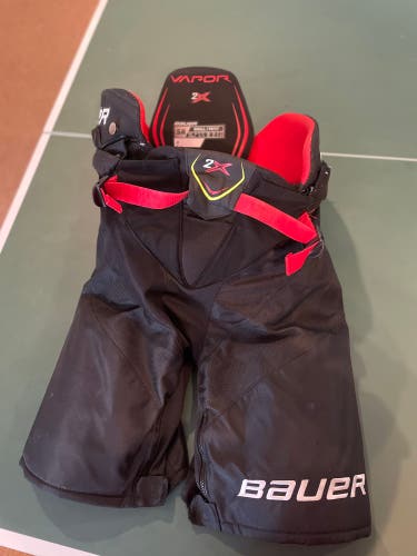 Senior Small +1 Bauer Vapor 2X Hockey Pants