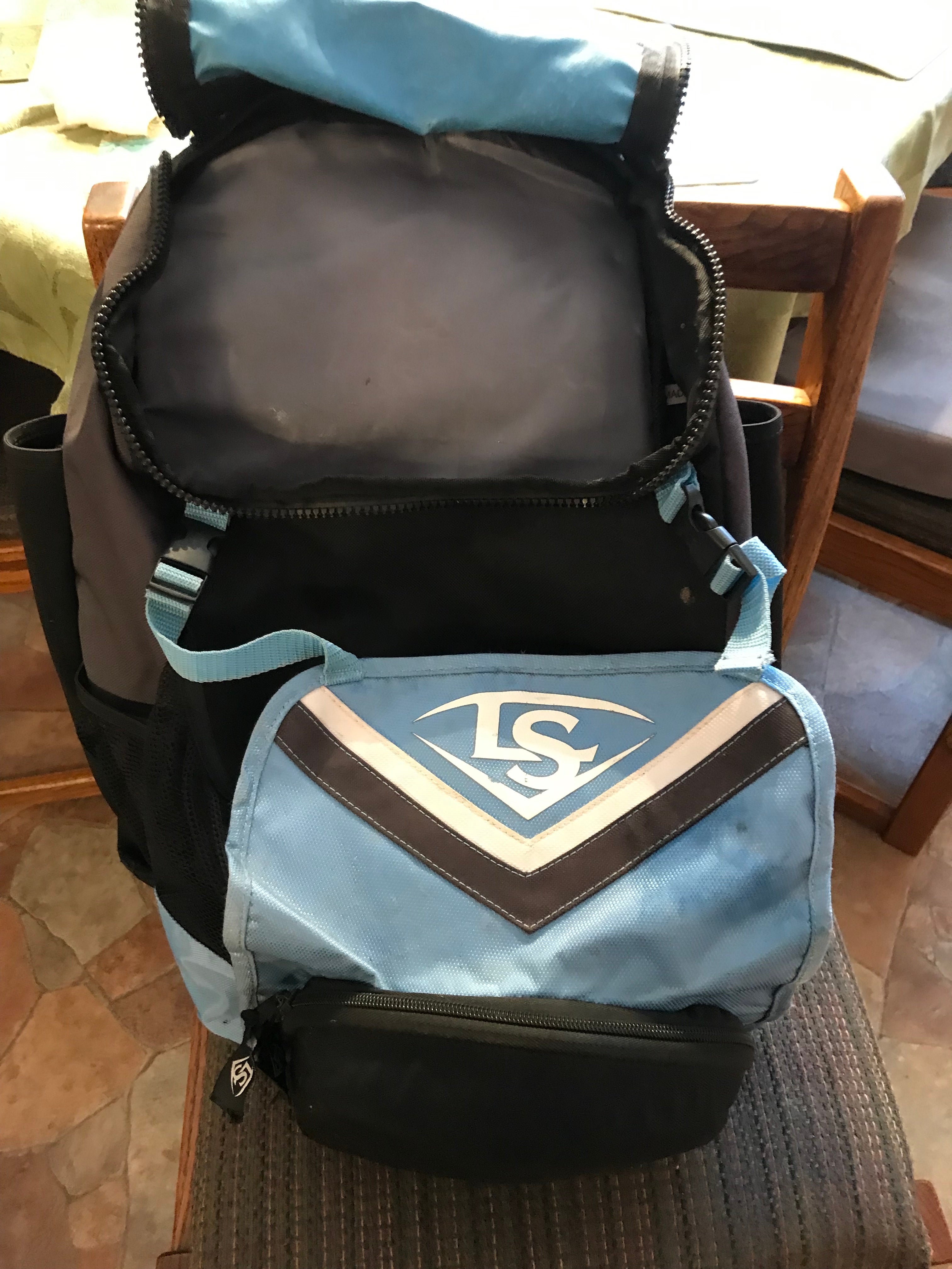 NEW Louisville Slugger Large Back Pack - LGBP Lt Blue