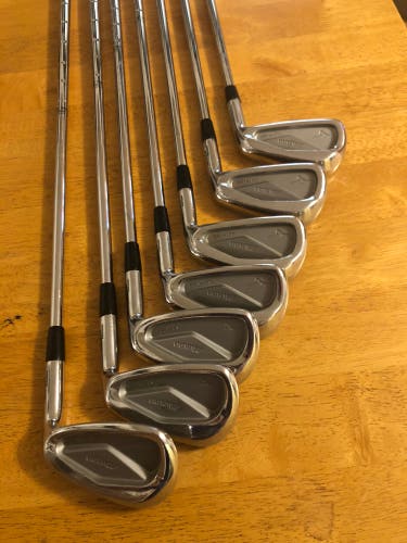 Men's Right Handed Regular Flex Steel Shaft MP-53 Iron Set